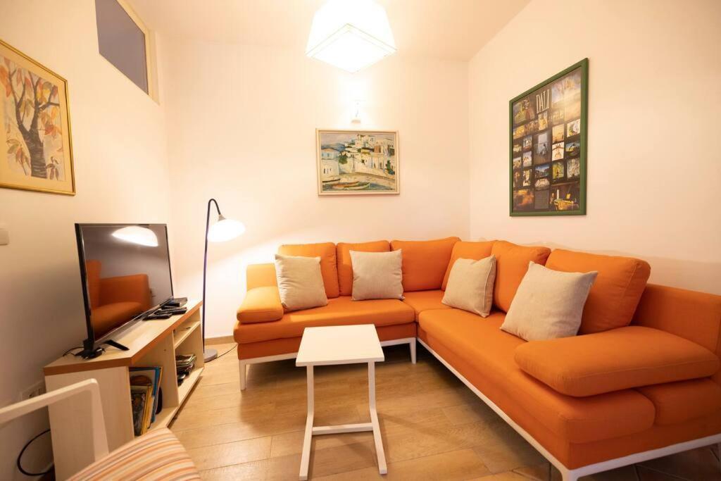 Pines Paradise At Blue Laguna * Golem (Tirana)